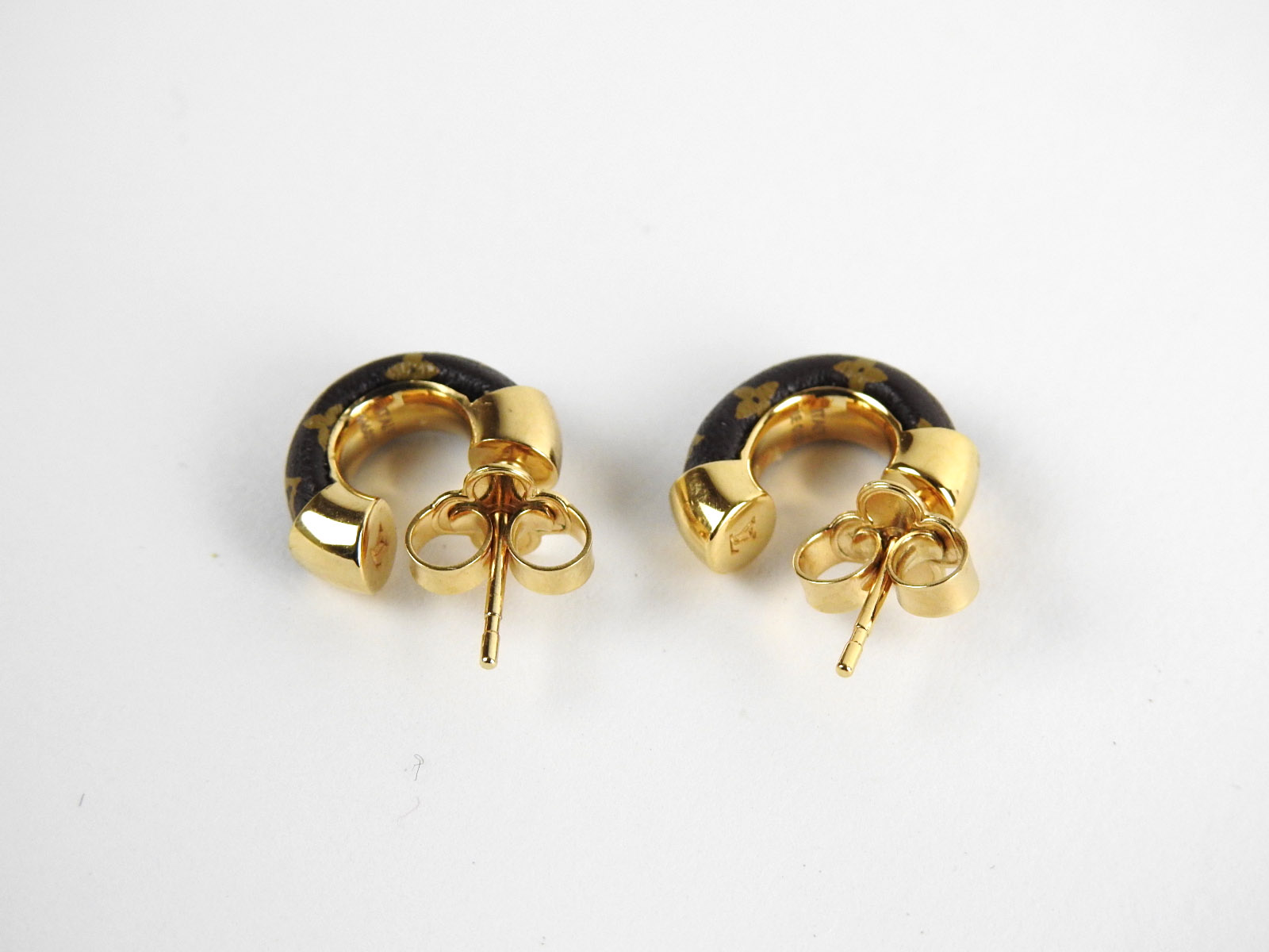 LOUIS VUITTON Boucles D&#39;oreilles Hoop Wild LV Pierced Earring GP Monogram V-1863 | eBay